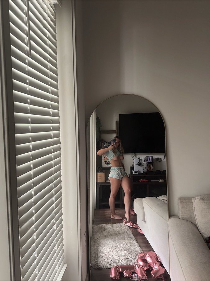 Sexy Snowbunny Slut Whores Sucks Cock #cxXPraZr