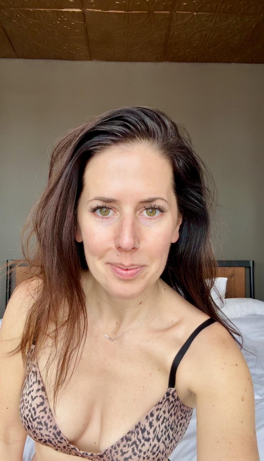 MILF Bekah submitted #8BOAAhID