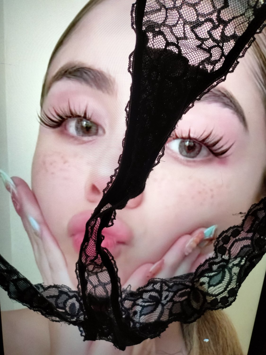 Tribute Karen Torres For the celebration of your 23rd birthday. Beautiful whore Duckface#3💋🐽👑✨ #hxpYmEwT