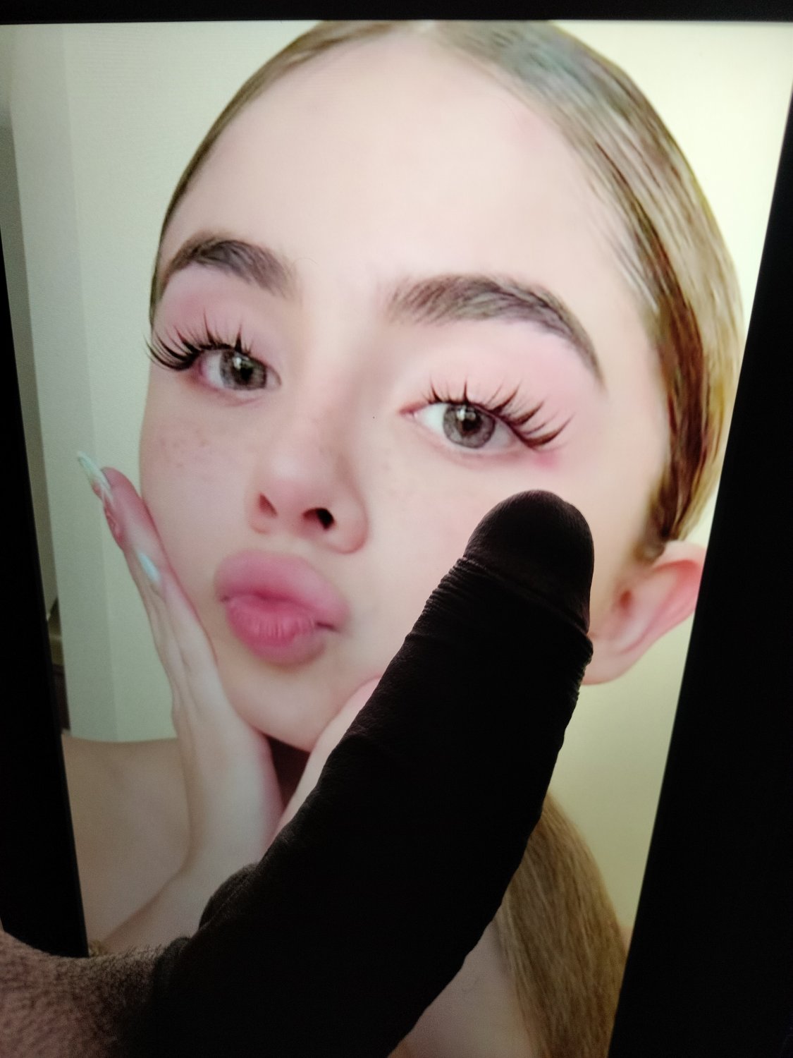 Tribute Karen Torres For the celebration of your 23rd birthday. Beautiful whore Duckface#3💋🐽👑✨ #qqiv2tw3