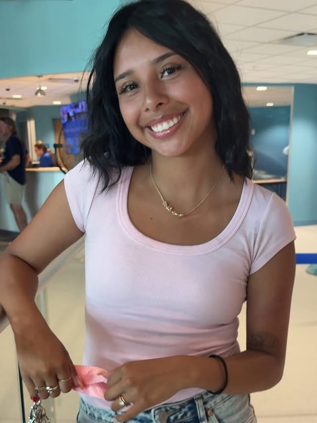 Cute 18yr virgin latina Evelyn #GkeHw3nr