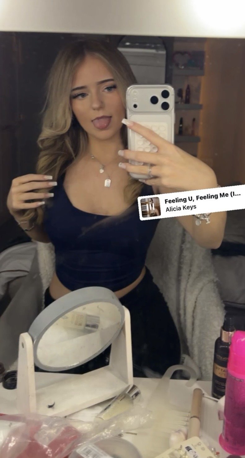 Dm me if you wanna talk no limit about this bitch #L8mikSne